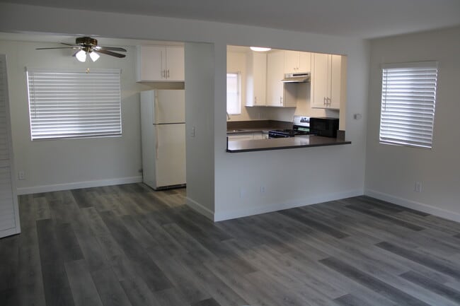 Photo - 18406 Roslin Ave House
