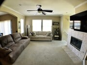 Photo - Air Conditioned Oceanside home!!!
