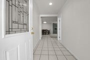 Photo - 8523 Jasper St