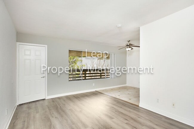 Photo - 1490 W Lambert Rd