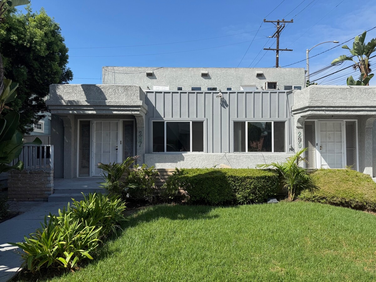 Photo - 297 N Lowena Dr