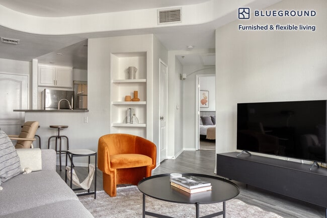 Photo - 114 N Doheny Dr Unit FL2-ID866