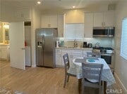 Photo - 20832 Henrietta St