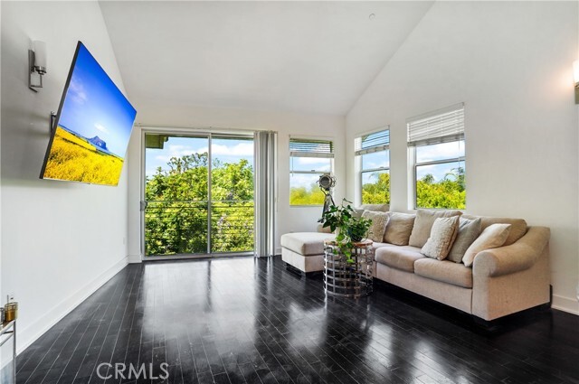 Photo - 12837 Moorpark St Unit 405
