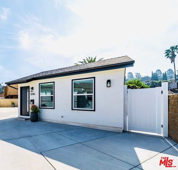 Photo - 1258 Mariposa St