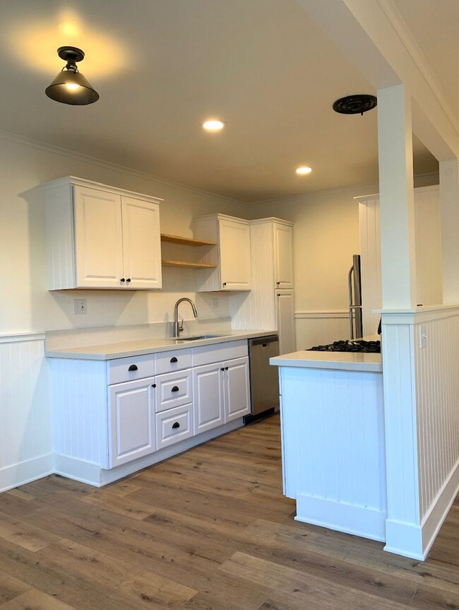 1 bed/1 bath - Downtown Santa Barbara - 1 bed/1 bath - Downtown Santa Barbara Apartment Unit E