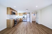 Photo - Ultra-Luxury Brand New 2 bed/2.5 bath and ... Apartment Unit 4