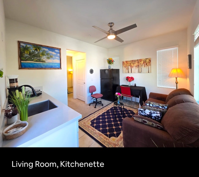 Photo - 2610 E Embry Ln