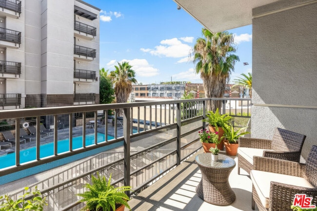 Photo - 629 Traction Ave Unit 314