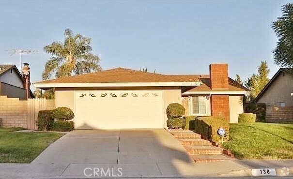 Building Photo - 138 Oakwell Dr Rental