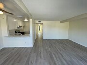 Photo - 107 Oval Rd Unit #4