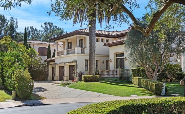 Building Photo - 21 Via Palladio