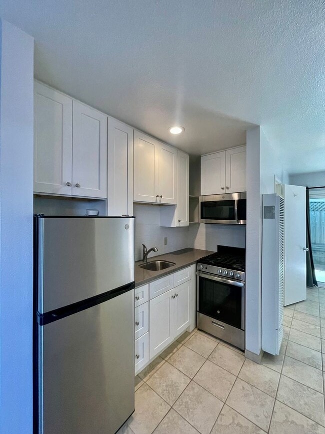 Photo - Pierpont Beach Studio | $2000 per month
