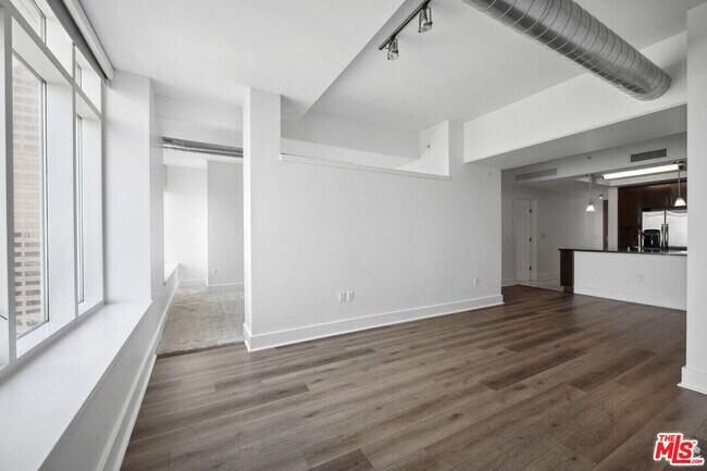 Photo - 717 W Olympic Blvd Unit 1903