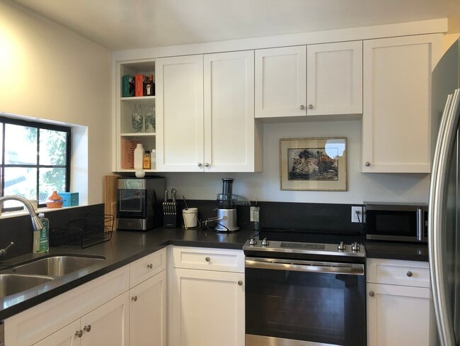 Photo - 1120 Rosario Dr
