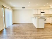 Photo - LIVE BY THE BEACH! LUXURY PACIFIC BEACH 3-... Townhome