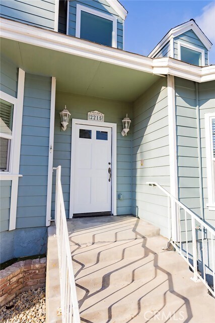 Photo - 2215 Marshallfield Ln