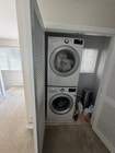in unit laundry - 532 N Francisca Ave Unit B