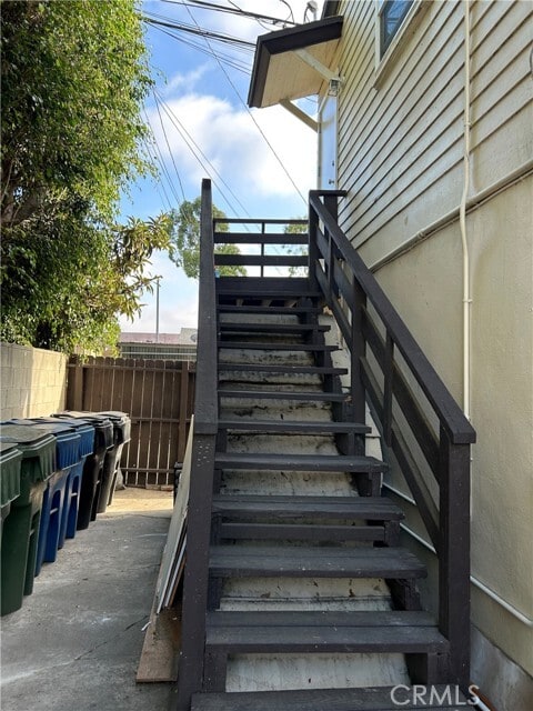 Photo - 640 W Buckthorn St Unit 1/2