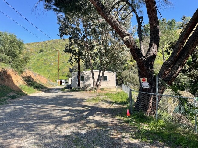 Building Photo - Mobile Home