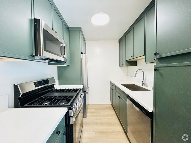 Building Photo - iow119 Unit 104 Rental