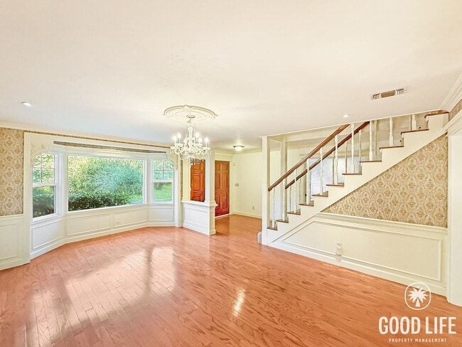 Photo - Beautiful 3Bd/2Ba Home On Over an Acre Lot!