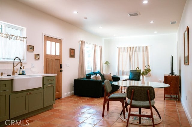 Photo - 613 W Olive Ave Unit 1