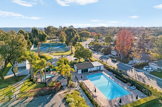 Photo - 2039 Village Wood Rd