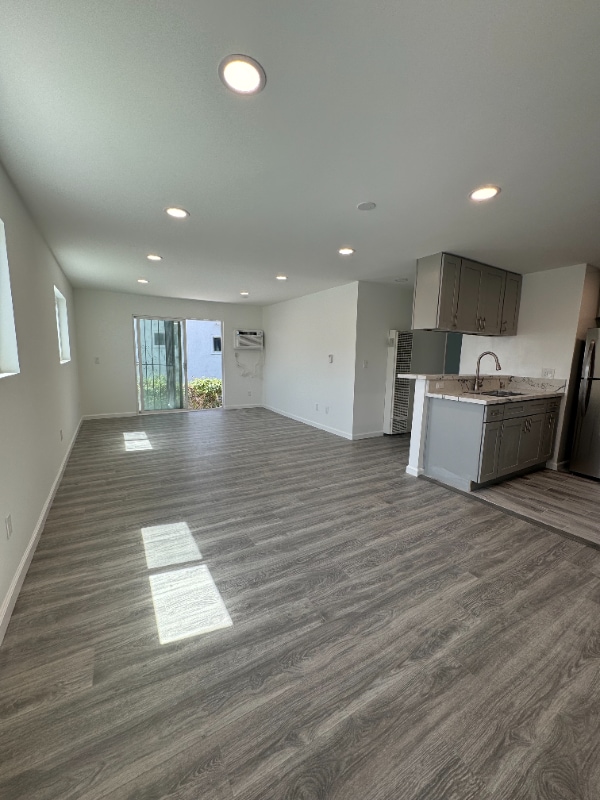 Photo - 1503 Cochran Ave Unit 1B