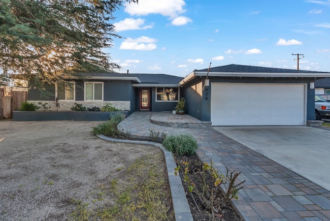 Building Photo - 920 N Milford Rd