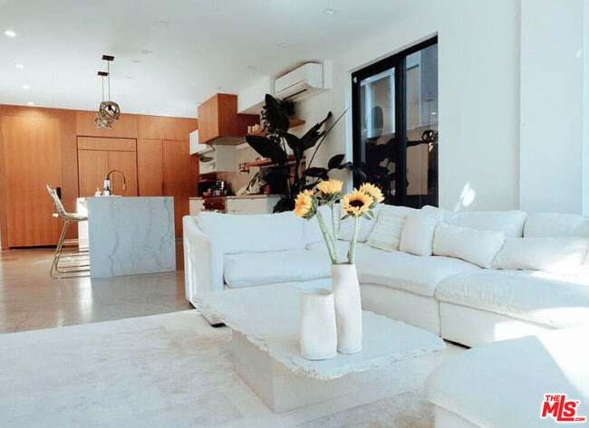 Photo - 115 Park Pl Unit 115