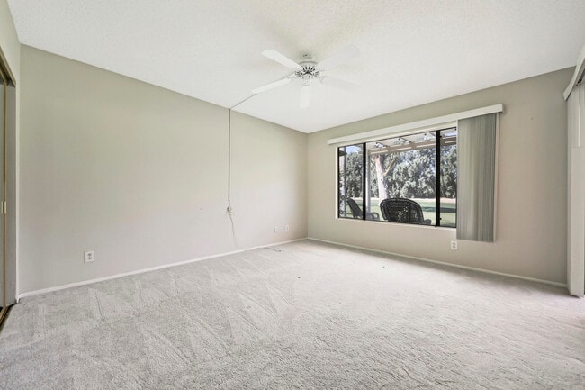Photo - 40953 Inverness Way