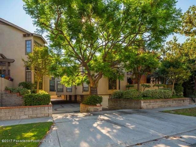 Photo - 832 Magnolia Ave Townhome