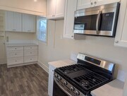 new stove & microwave - 1313 Portola Ave