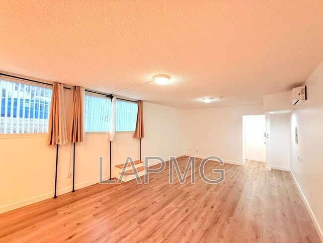 Photo - 804 A Princeton St