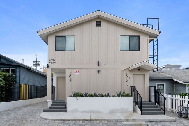Building Photo - 4810 Mascot St Unit 4812