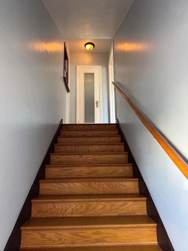 Photo - DE SOTO 2727-2729 Unit 2727