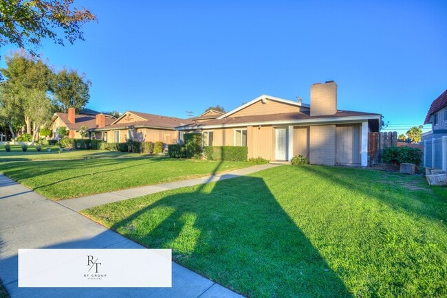 Building Photo - Classy yet Charming Newly Remodeled 1 Bedroom 1 Bathroom Residence