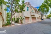 Photo - Charming 2Bdm 2Ba Tri-Level Condo in Otay ...