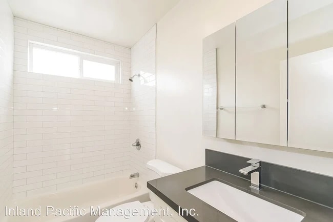 Photo - 1351 Manhattan Beach Blvd Unit 4