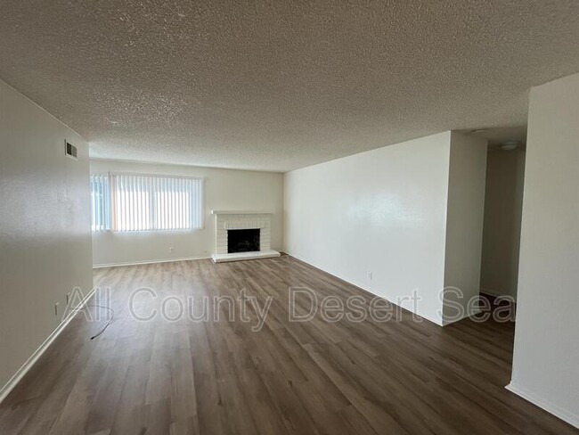 Photo - 5832 Nordina Dr