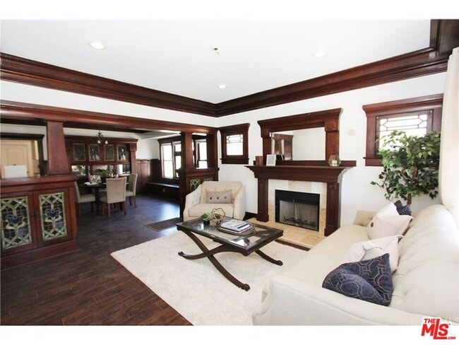 Photo - 2345 W 30th St