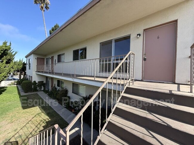 Building Photo - 2050 N Ventura Rd Unit 6