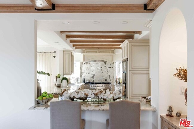 Photo - 1100 Stradella Rd