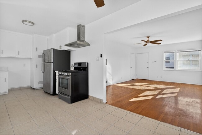 Photo - 525 Chestnut Ave Unit 525-D