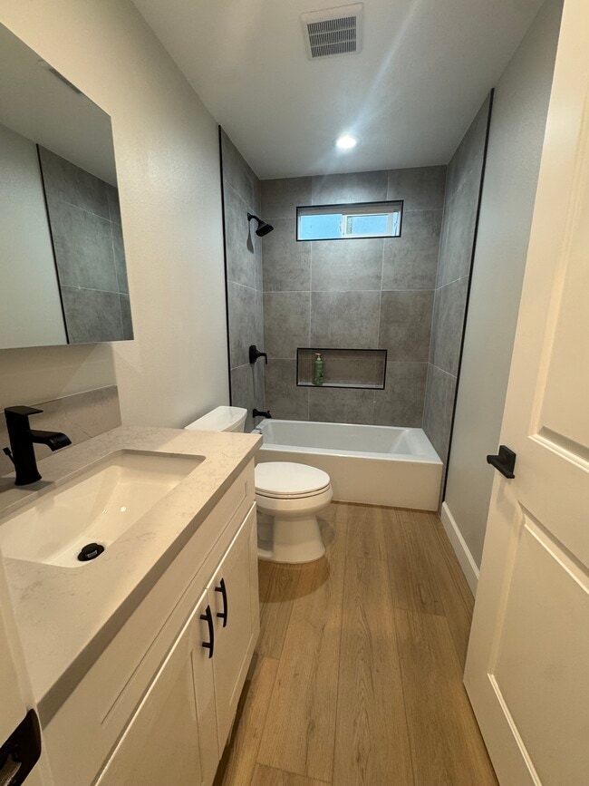 Photo - 729 Tressy Ave