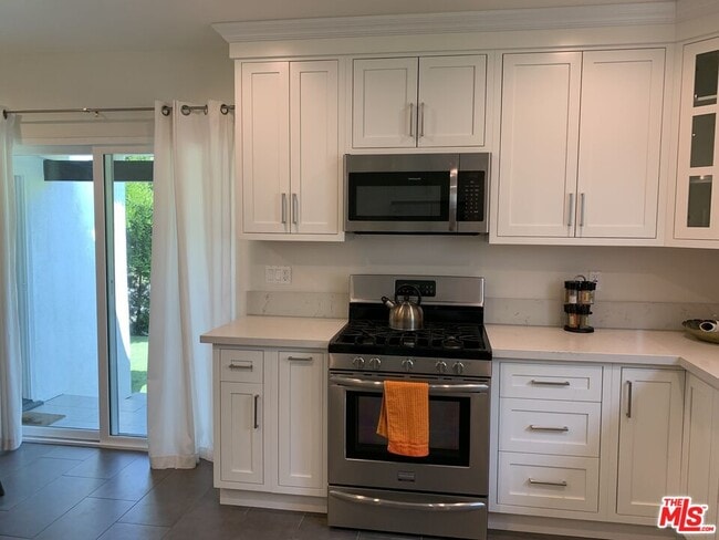 Photo - 1123 S Clark Dr