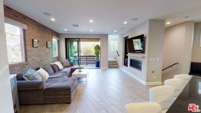 Building Photo - 12860 S Seaglass Cir Rental