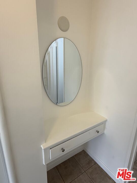 Photo - 4800 August St