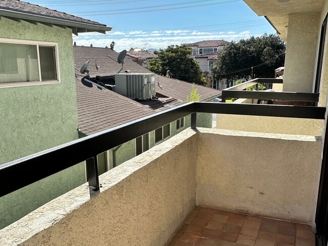 Building Photo - 510 S Adams St Unit 10